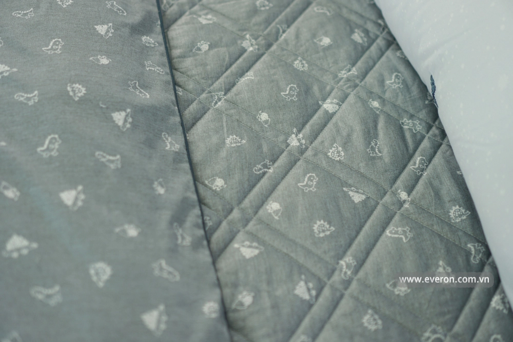 Bộ chăn ga gối đệm Everon phối màu nhã nhặn