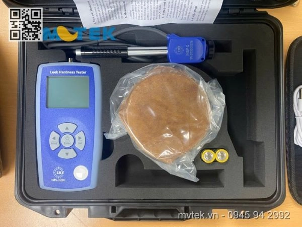 Kiểm tra độ cứng nệm Dunlopillo tại phòng mẫu