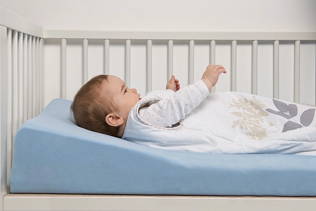 Mua đệm nôi chống trào Moony tại cửa hàng uy tín