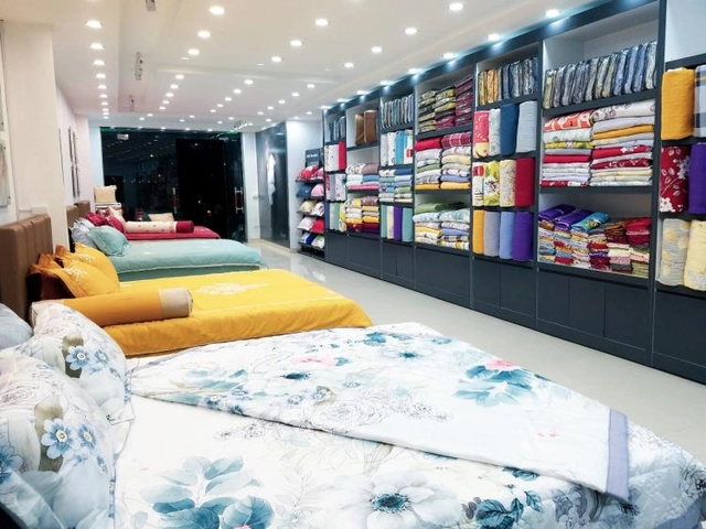 Bảng giá tham khảo Everon Hanvico trong showroom sang trọng