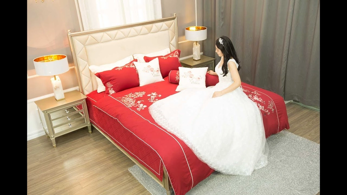 bộ cưới Everon tông champagne thêu nhẹ