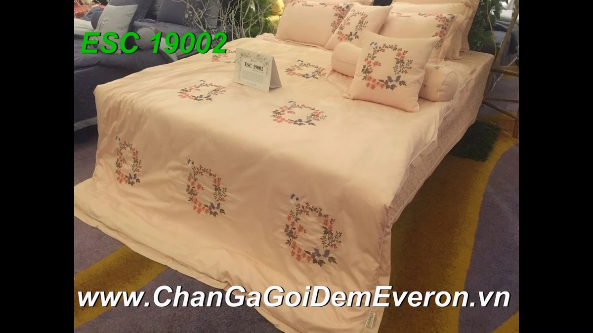 Bộ sưu tập gối Everon cho bé tại showroom