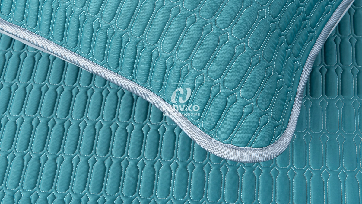 cận cảnh cấu trúc lỗ thoáng của đệm latex Hanvico