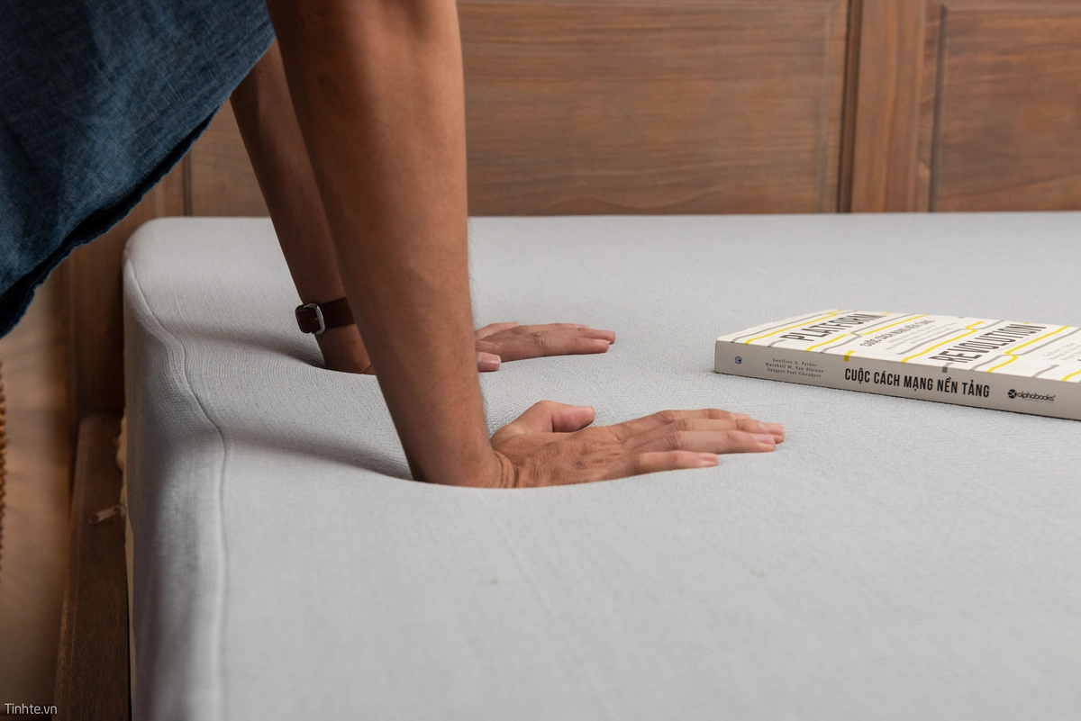 cận cảnh foam đàn hồi Ru9 cắt lớp đẹp mắt