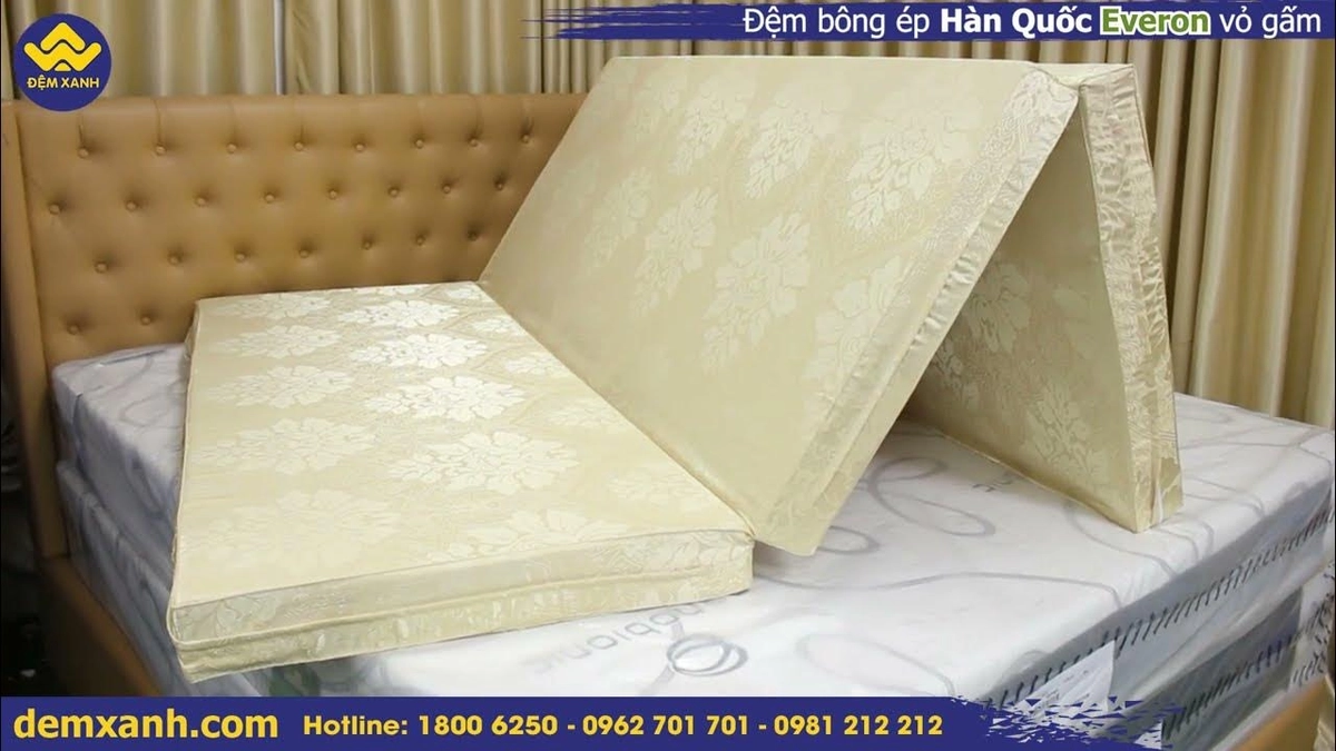 Cận cảnh vỏ gấm và cotton đệm Everhome