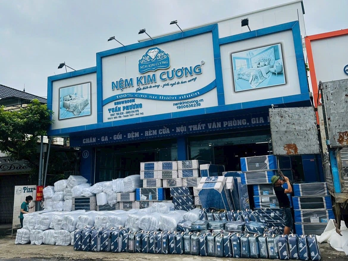 Cửa hàng ủy quyền nệm Kim Cương uy tín