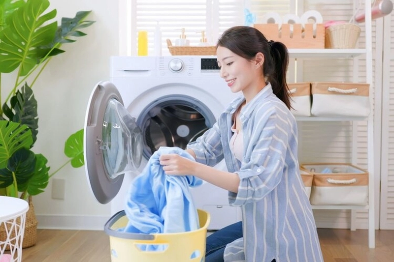 giặt máy nhẹ nhàng với túi giặt chăn