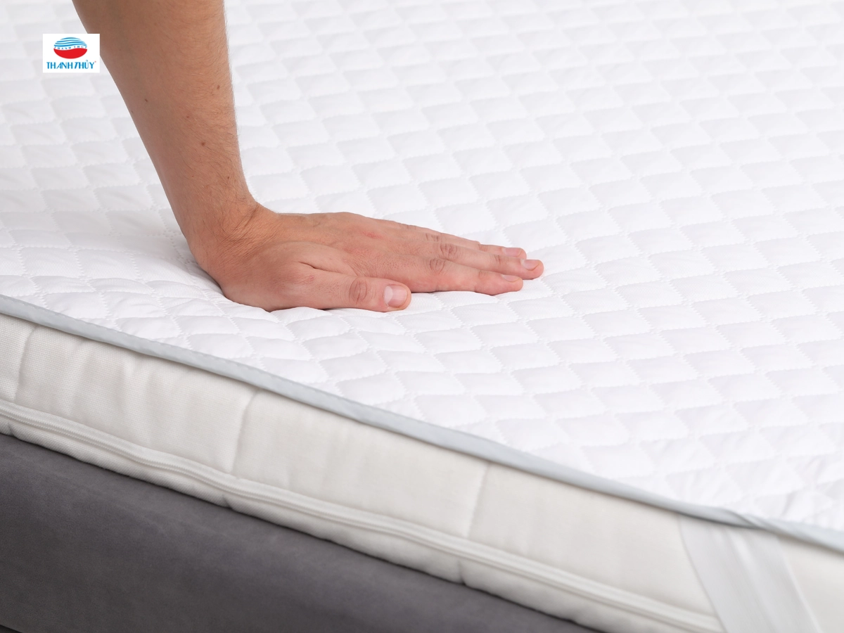 lựa chọn tấm bảo vệ nệm theo tầm giá