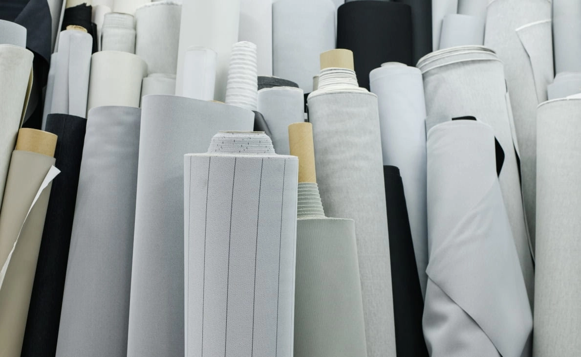 so sánh dệt percale và sateen dưới kính phóng đại