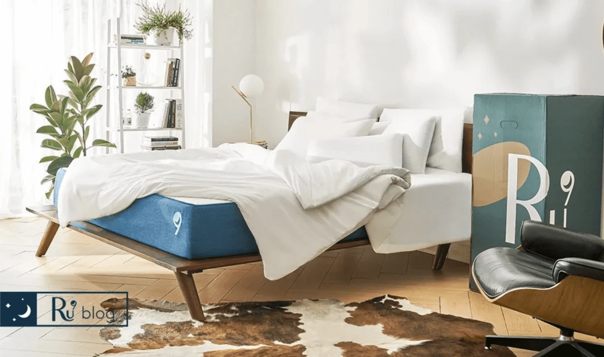 so sánh nệm Ru9 Liên Á Zinus trên bàn
