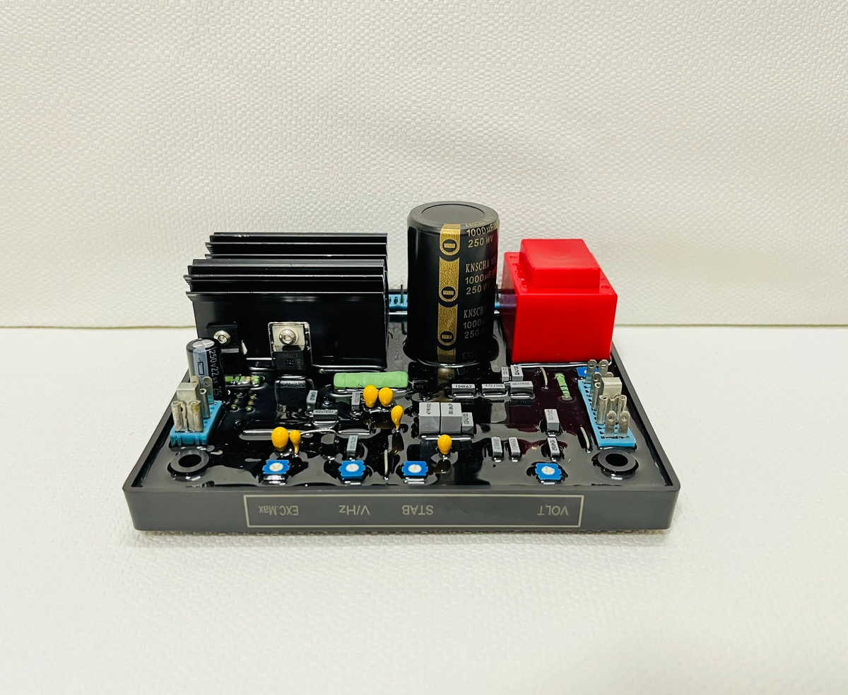 Tay chỉnh bộ điều khiển Lanaform trước giờ ngủ