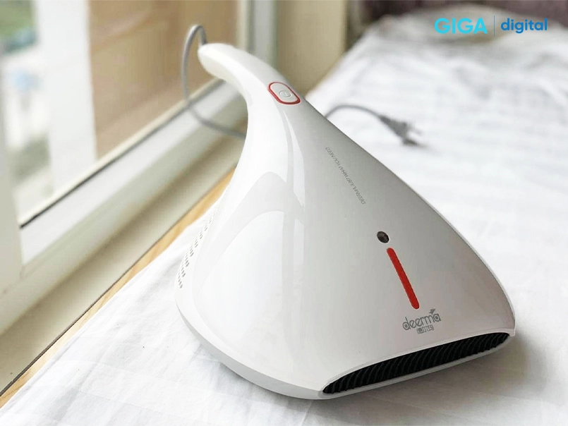 Vệ sinh vỏ bọc đệm Tuấn Anh bằng máy hút bụi