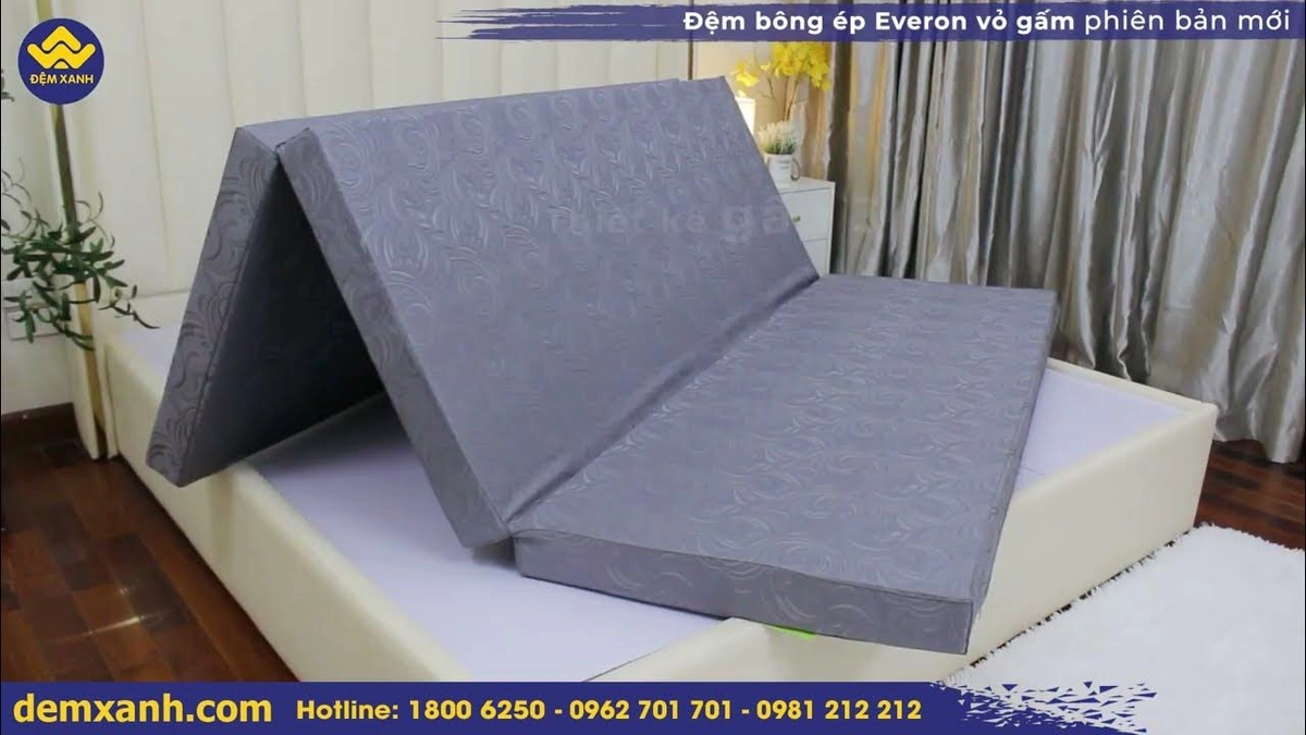 cận cảnh nệm bông ép cuộn nhập khẩu