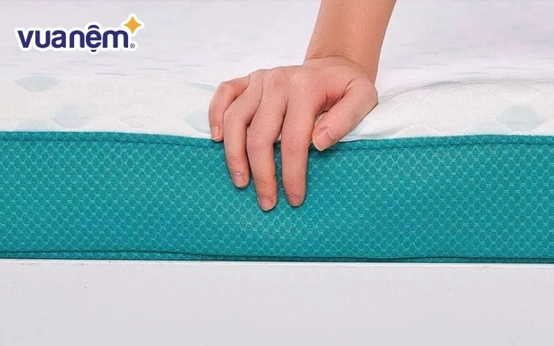 đo độ cứng ILD nệm cao su tại showroom
