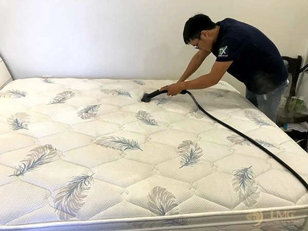 giặt áo nệm cao su non vải tencel tháo rời
