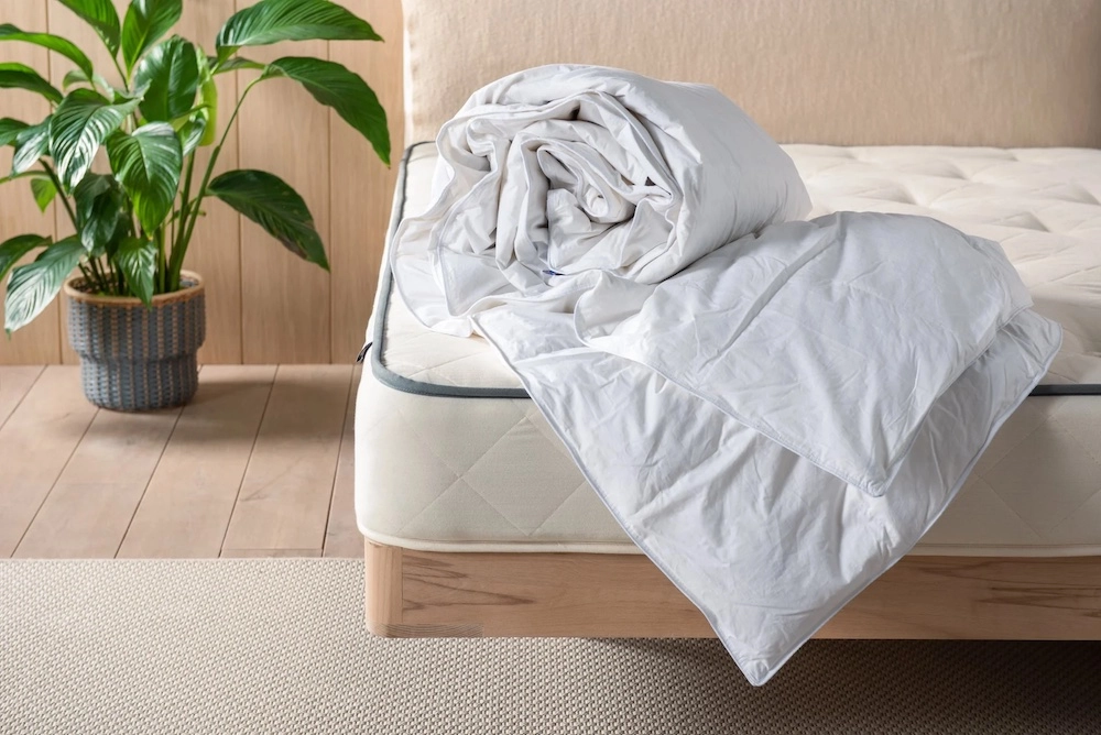 Ikea bedding phối cùng chăn lông vũ