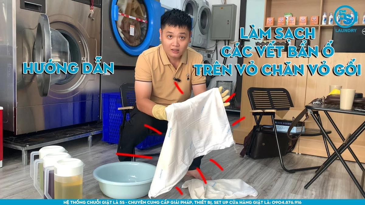 Loại bỏ vết bẩn trên chăn ga gối đệm