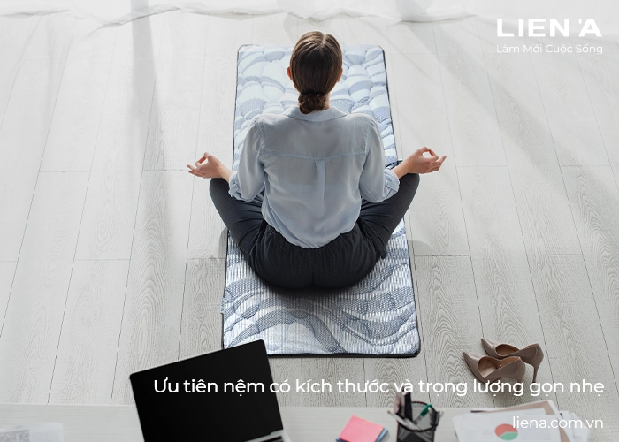 lựa chọn nệm ngủ văn phòng gấp gọn theo ngân sách