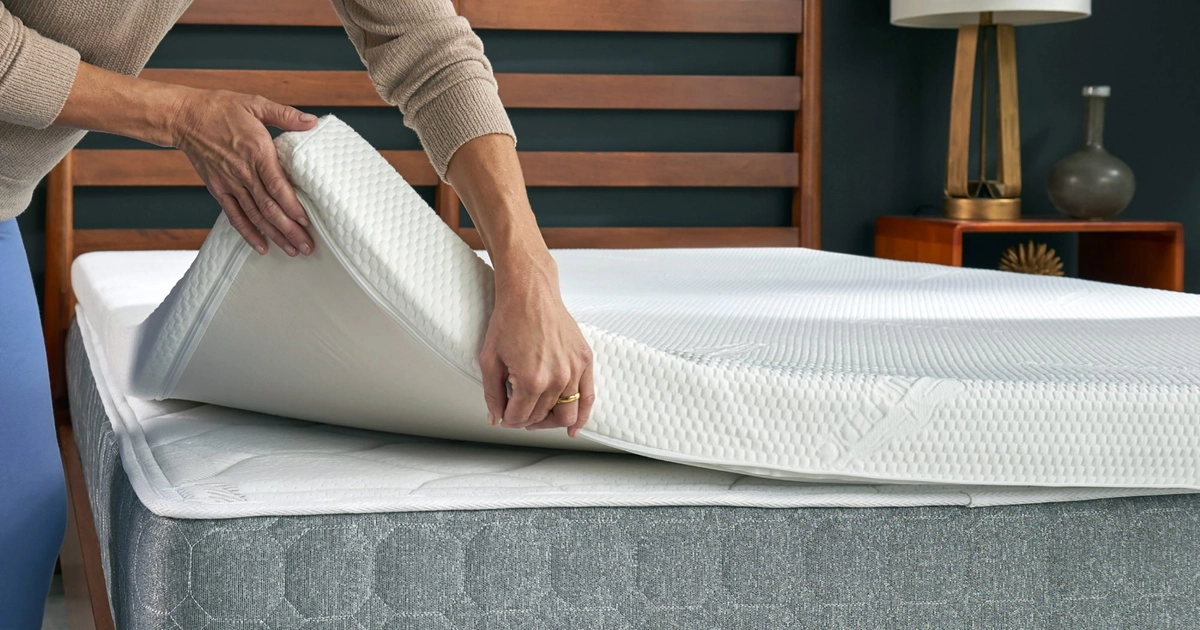 Mặt cắt lõi nệm thể hiện mật độ foam và latex
