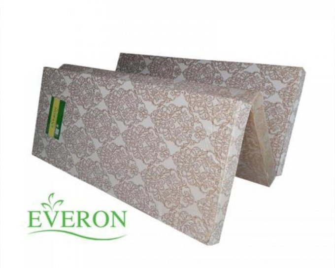 nệm bông ép Everon gấp gọn cho phòng nhỏ