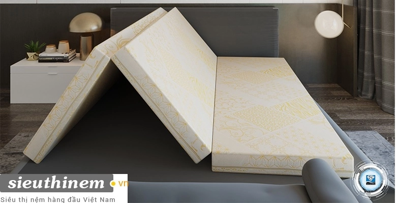 nệm gấp 3 Liên Á Vạn Thành Kim Cương trưng bày