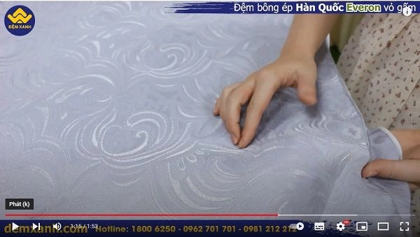 Nhãn thông số đệm Everon cận cảnh