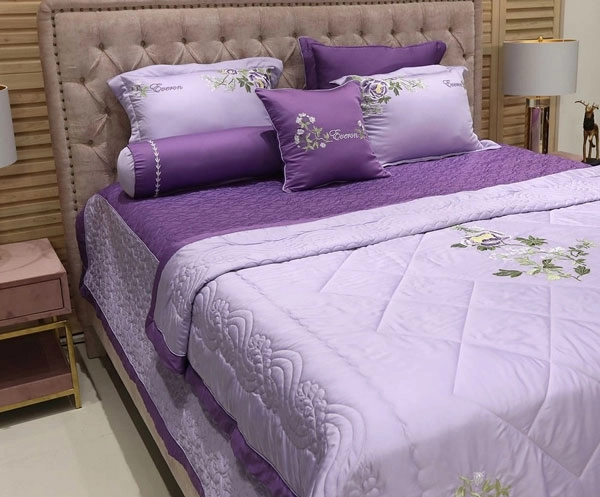 Phối màu chăn hè Everon trong phòng ngủ