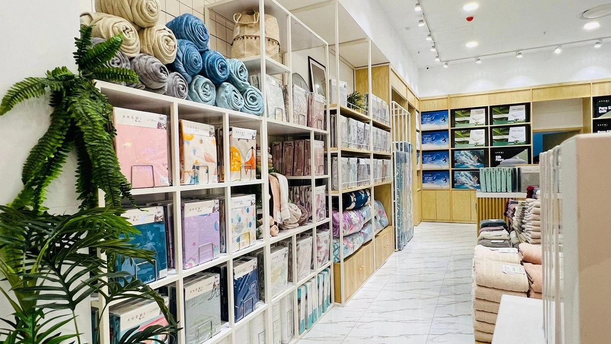 quầy trưng bày Akemi chính hãng tại cửa hàng