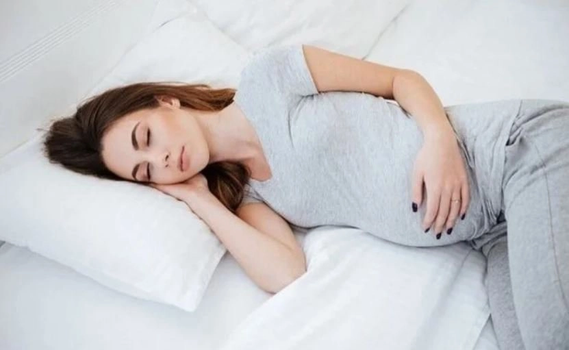 tư thế ngủ phù hợp với Dunlopillo Extra Firm